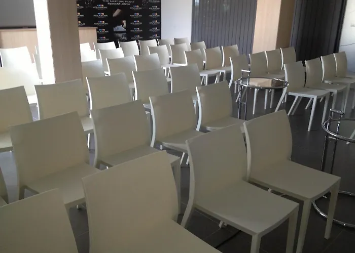 塞尔科蒂尔普拉纳公园酒店 Alquerías del Niño Perdido